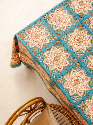 Nappe indienne block print avec motif traditionnel et couleur vive